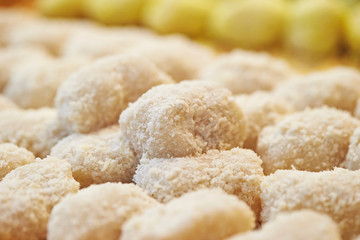Korean rice cake with powder 