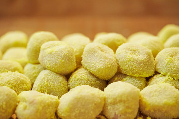 Korean rice cake with powder 