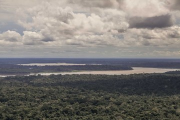 Fototapeta na wymiar Rio madeira Amazônia 