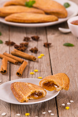 Florentines sweet puff pastries. 