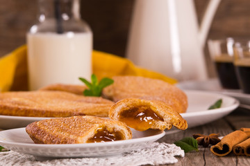 Florentines sweet puff pastries. 