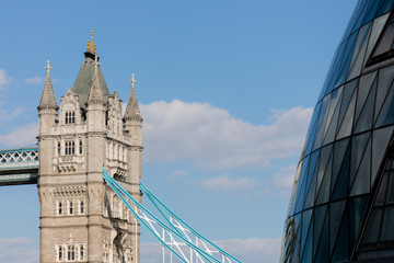 Fototapeta na wymiar Monument - The London Bridge - UK HD