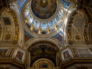 Fototapeta na wymiar Saint Petersburg, Russia - May, 2019: Details of interior of Saint Isaac's Cathedral or Isaakievskiy Sobor