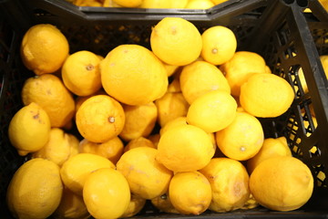lemons in market