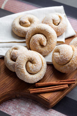 Snail sugar cookies with cinnamon
