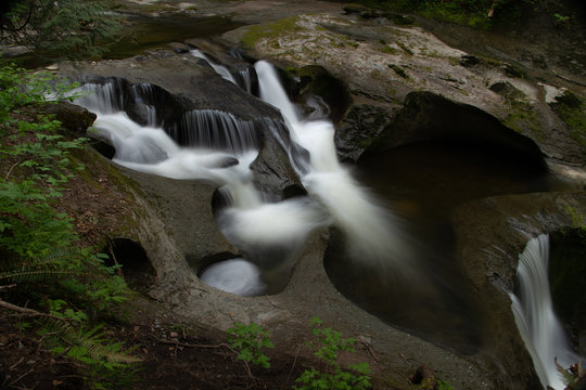 Kanaka Creek Falls