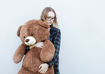 girl with teddy bear - 267658559