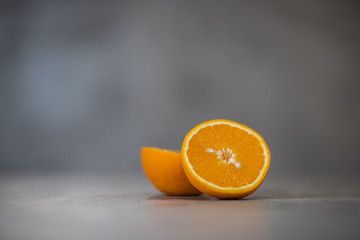 Dwie połówki pomarańczy