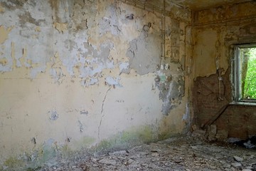 Innenansicht eines verlassenen Hauses in Berlin