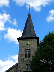 Fototapeta na wymiar Kirchturm von der Kirche in Eimsen bei Alfeld Leine
