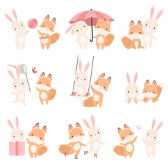 Fototapete Spielzeug Schönes weißes kleines Häschen und Fuchsjunges, die zusammen spielen, nette beste Freunde, entzückende Kaninchen- und Welpenzeichentrickfilm-figuren-Vektorillustration