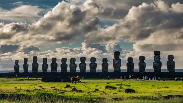Ahu tongariki sunrise time-lapse detailed view of Moais