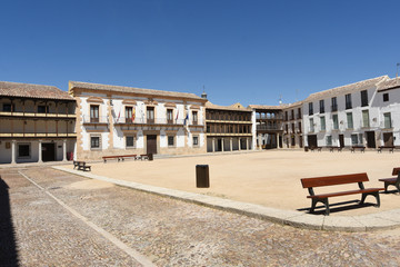 Fototapeta na wymiar Main Square of Tembleque,Toledo province, Castile-La Mancha, Spain