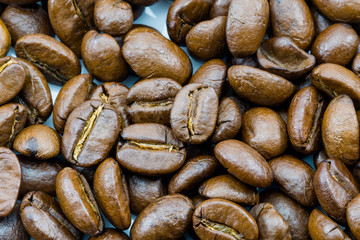 Roasted coffee beans
