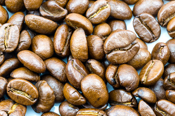 Roasted coffee beans