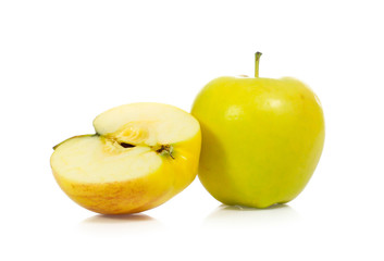 yellow apples isolated