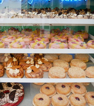 donuts, donuts and decorated briosh