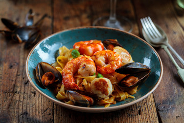 Seafood linguine