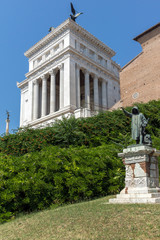 Obraz premium Amazing view of Altar of the Fatherland- Altare della Patria, known as the national Monument to Victor Emmanuel II in city of Rome, Italy