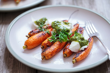 Roast carrots with pesto and mozzarella
