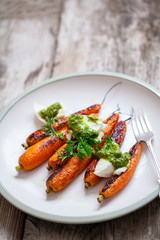 Roast carrots with pesto and mozzarella
