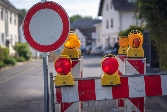Durchfahrt verboten an Baustelle