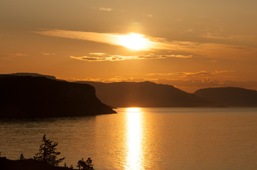 Obraz premium trip to north Norway sunset view to a fjord 