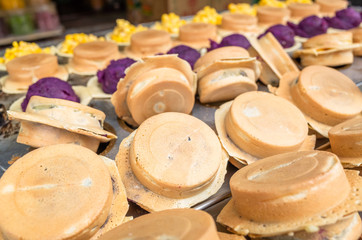 Taiwanese snacks of wheel pies