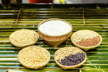 Glutinous rice seeds with black color.