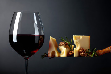  Maasdam cheese with walnuts, rosemary and red wine.