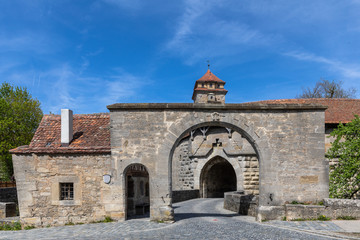 Fototapeta na wymiar View of the Spital Gate and Gate Tower of Rothenburg ob der Tauber
