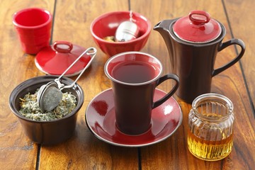 Coltsfoot (Tussilago farfara) tea