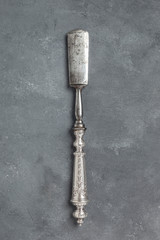 Stary srebrny n&oacute;ż do pasztetu