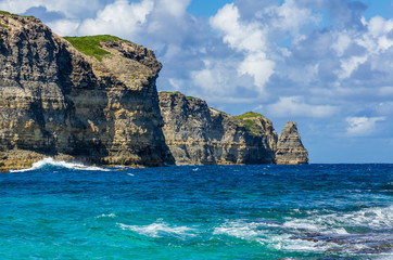 Fototapeta premium View of the cliffs of Porte d'enfer, Guadeloupe