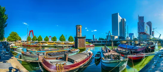 Papier Peint photo Rotterdam Vue sur le vieux port de Rotterdam, Pays-Bas
