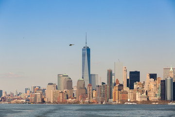 Obraz premium New York Skyline with Tourist Helicopters