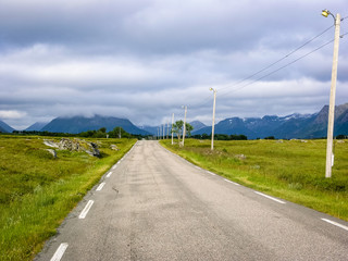 Fototapeta na wymiar Asphalt road in the mountains of Norway.