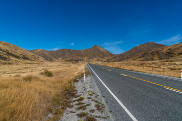 Road in South Island (New Zealand)