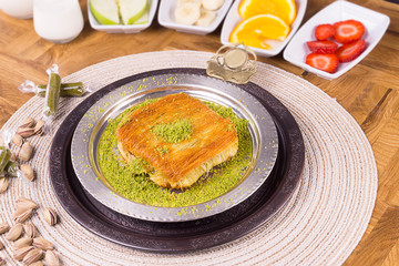 Turkish Dessert Kadayif with pistachio powder