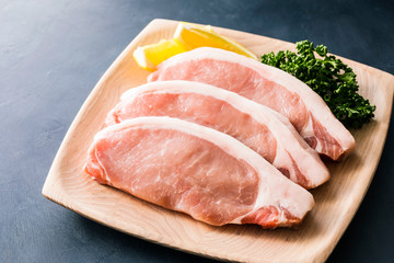 豚ロース　切身　Pork loin thick cut fillet