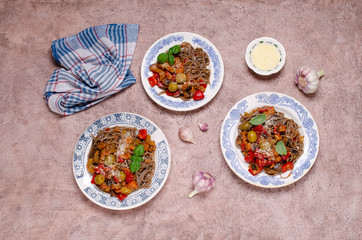 Buckwheat noodles with vegetables