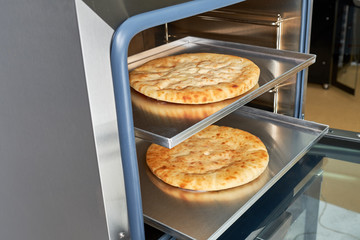Industrial electric oven for catering with set food