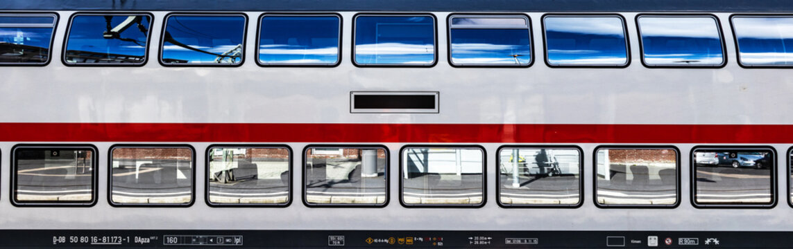 Eisenbahnwagen Doppelst&ouml;cker