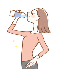 ペットボトル飲料を飲む女性