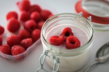 raspberries and yogurt