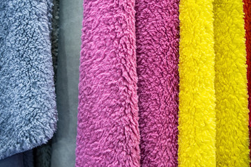 Wool lining fabrics for the apparel fabric market