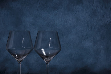 empty glasses gray background