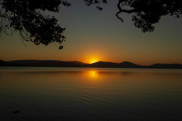Fototapeta na wymiar beautiful sunset over Watson Taylors Lake in Crowdy Bay National Park, New South Wales, Australia