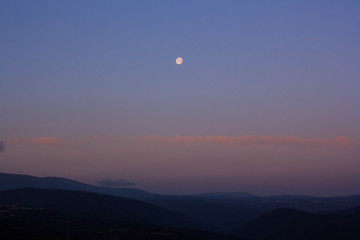 amanecer con luna