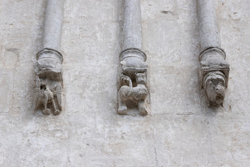 Fototapeta na wymiar Angels and Beasts of the Intercession on the Nerl Church